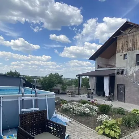 Vila ,Квартира На Земле С Террасой Chisinau Exterior photo